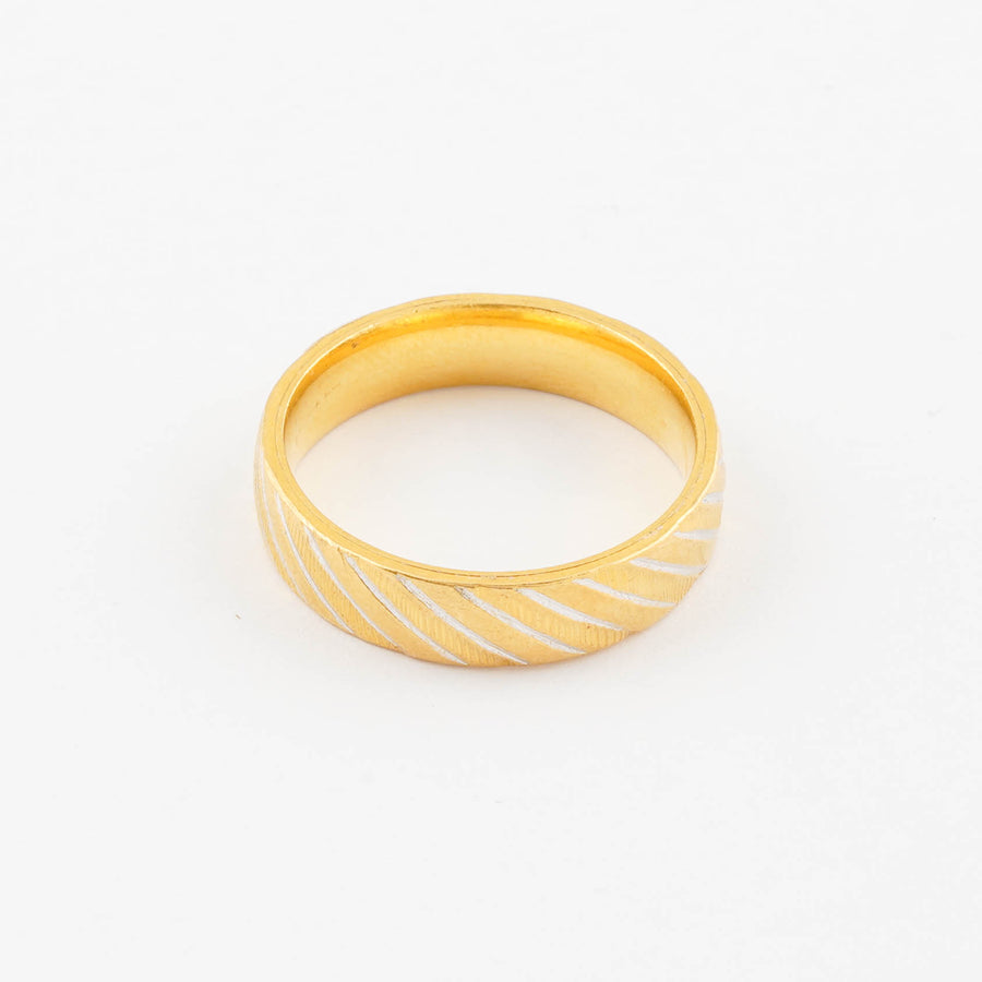 Cincin Belah Rotan