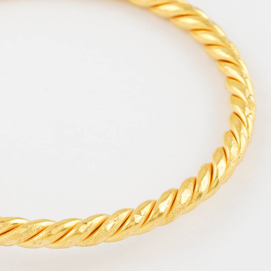 Bangle Pintal