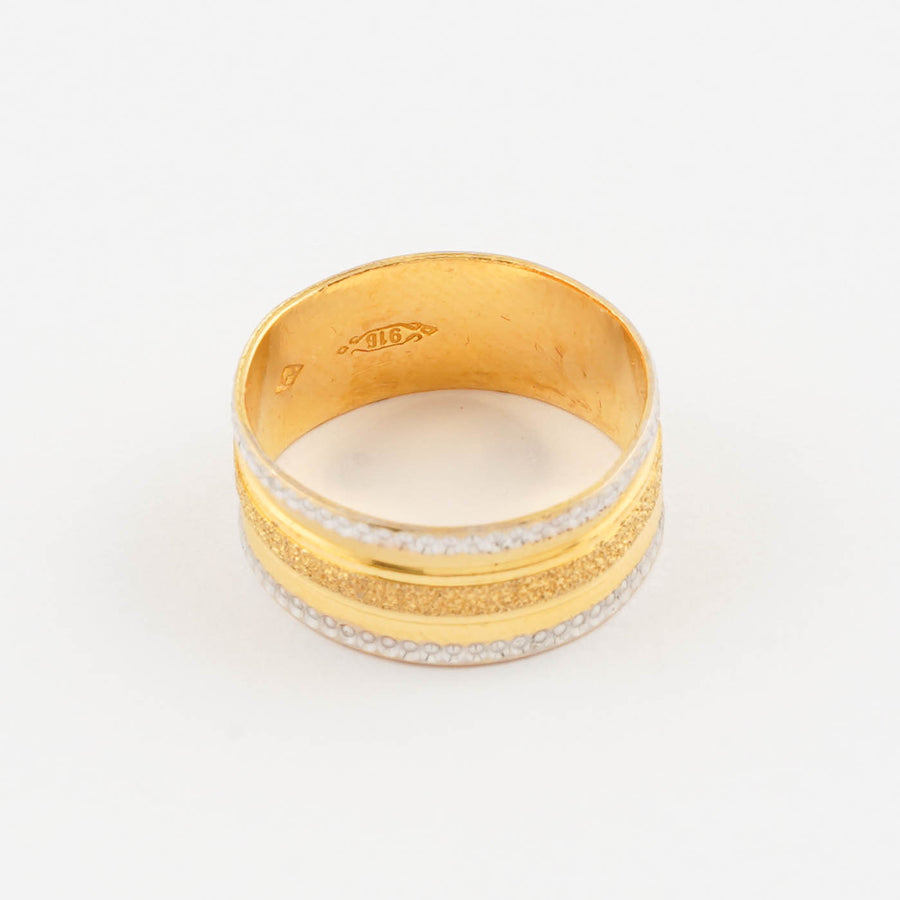 Cincin Belah Rotan