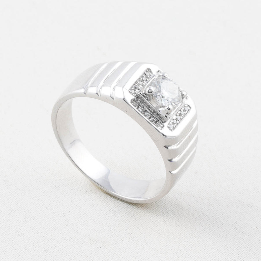 Exclusive Cincin Perak 0.5 Carat Moissanite Diamond