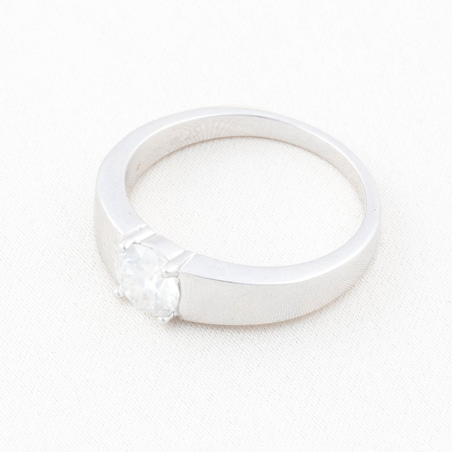 Exclusive Cincin Perak 1.0 Carat Moissanite Diamond